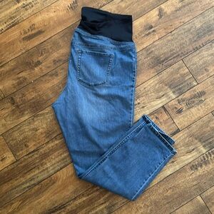 Isabel Maternity by Ingrid & Isabel Blue Jeggings